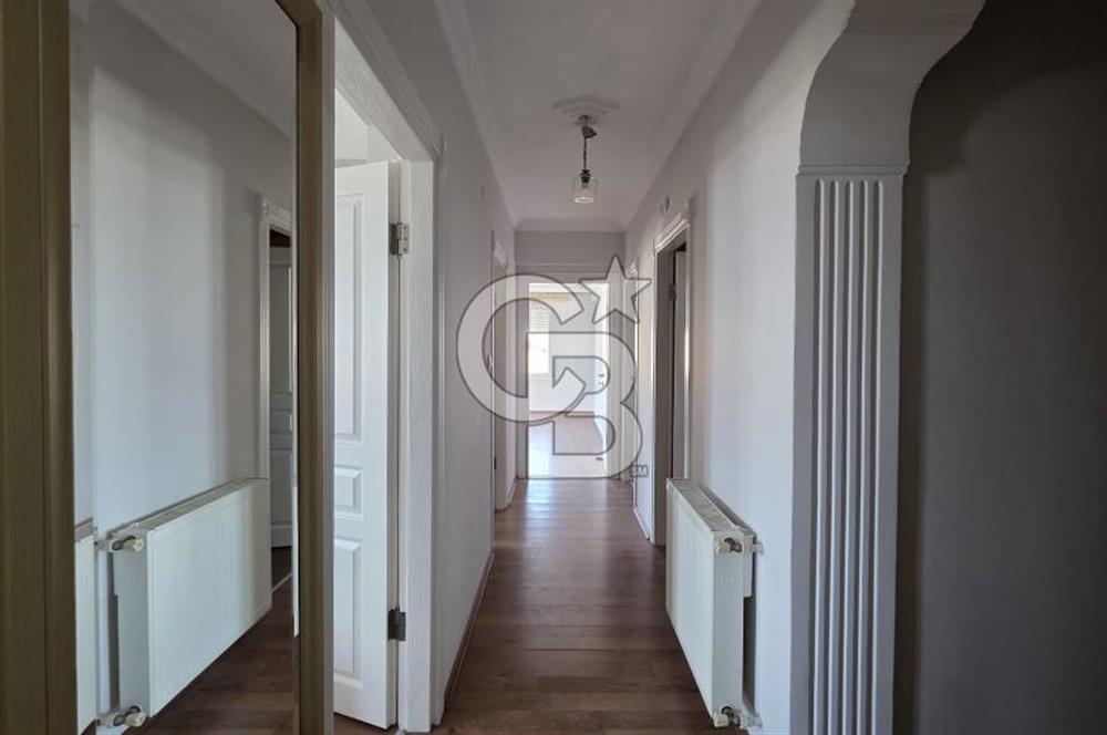🏠 AYVALIK ARMUTÇUK’TA MERKEZİ KONUMDA SATILIK 3+1 ARA KAT DAİRE!