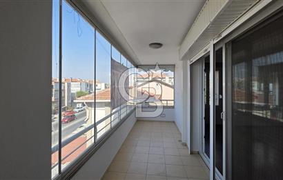 🏠 AYVALIK ARMUTÇUK’TA MERKEZİ KONUMDA SATILIK 3+1 ARA KAT DAİRE!