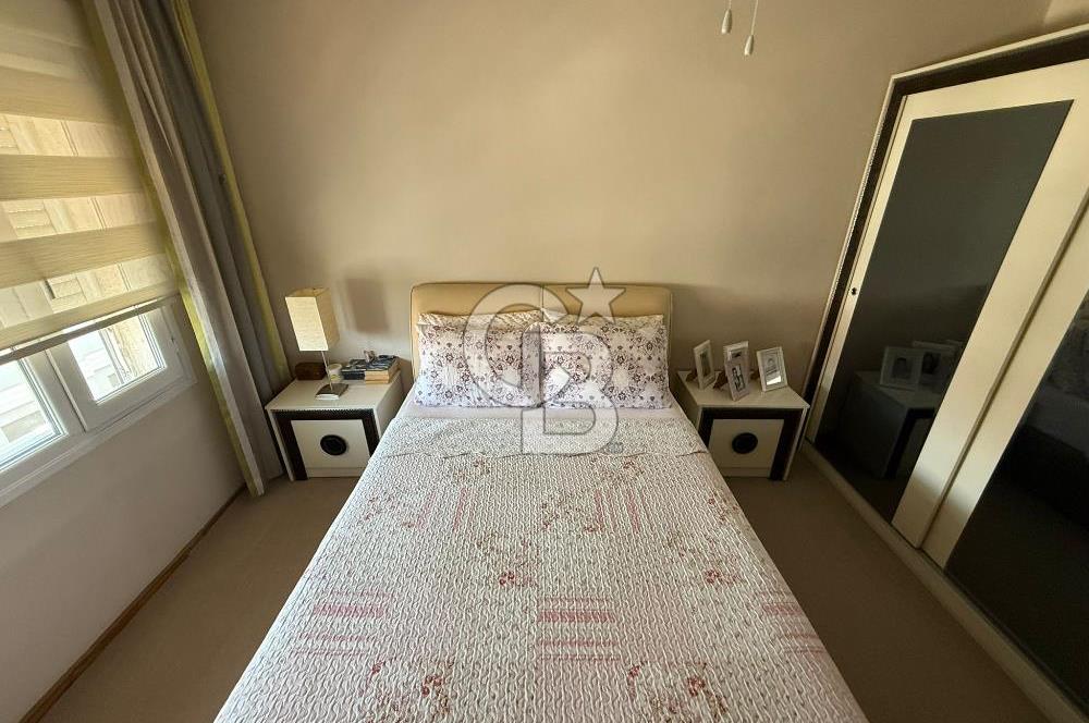 Karşıyaka Bostanlı Satılık Önü Açık Arakat 3+1 Daire