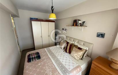 Karşıyaka Bostanlı Satılık Önü Açık Arakat 3+1 Daire