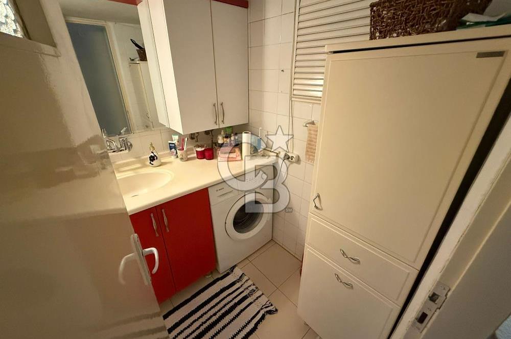 Karşıyaka Bostanlı Satılık Önü Açık Arakat 3+1 Daire