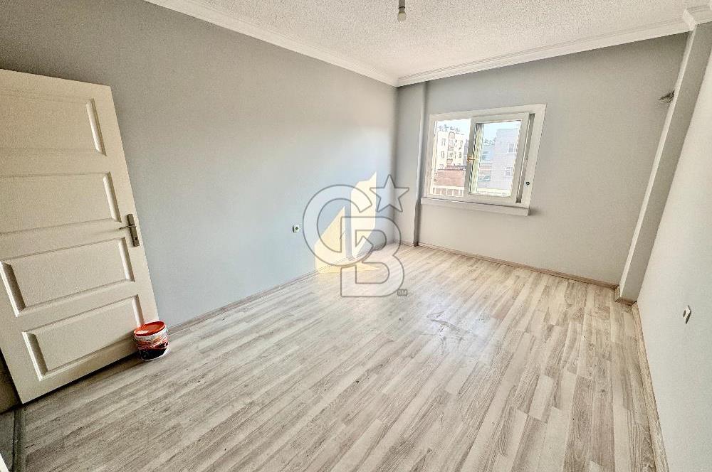 MAHMUDİYE MAH. ÇARŞI MERKEZDE İÇİ YAPILI SATILIK 2+1 DAİRE