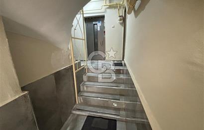 Karşıyaka Bostanlı Satılık Önü Açık Arakat 3+1 Daire