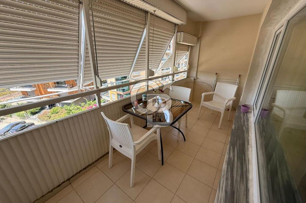 Karşıyaka Bostanlı Satılık Önü Açık Arakat 3+1 Daire