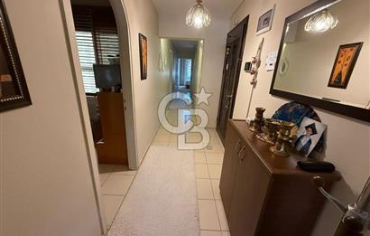 Karşıyaka Bostanlı Satılık Önü Açık Arakat 3+1 Daire