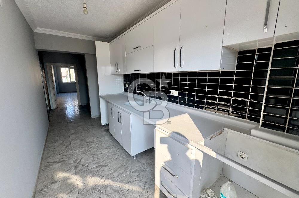 MAHMUDİYE MAH. ÇARŞI MERKEZDE İÇİ YAPILI SATILIK 2+1 DAİRE