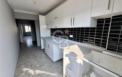 MAHMUDİYE MAH. ÇARŞI MERKEZDE İÇİ YAPILI SATILIK 2+1 DAİRE