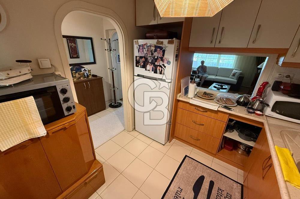Karşıyaka Bostanlı Satılık Önü Açık Arakat 3+1 Daire