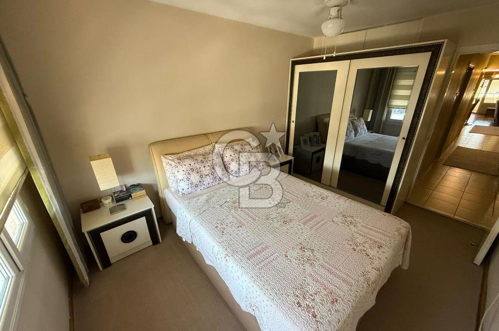 Karşıyaka Bostanlı Satılık Önü Açık Arakat 3+1 Daire