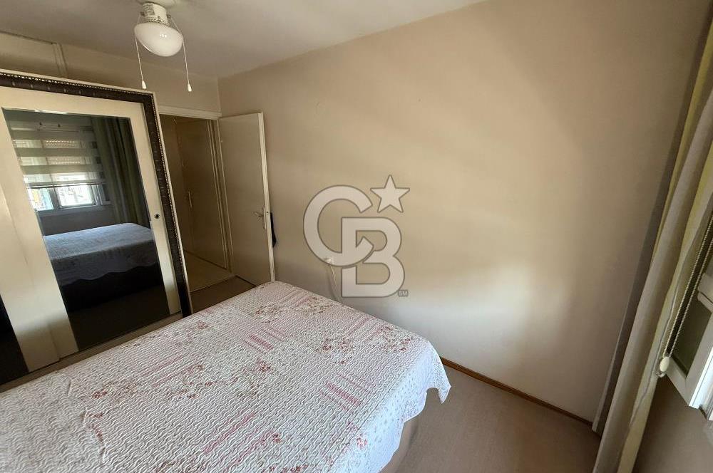 Karşıyaka Bostanlı Satılık Önü Açık Arakat 3+1 Daire