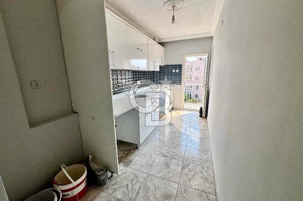 MAHMUDİYE MAH. ÇARŞI MERKEZDE İÇİ YAPILI SATILIK 2+1 DAİRE