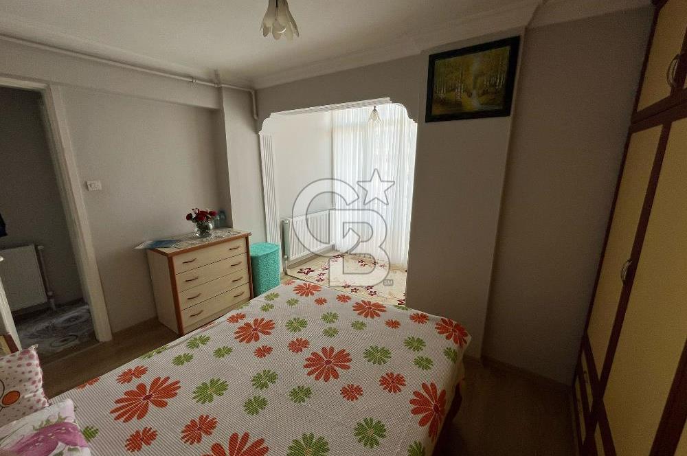 Bornova Işıkkent'te 3+1 Geniş Ara Kat Daire