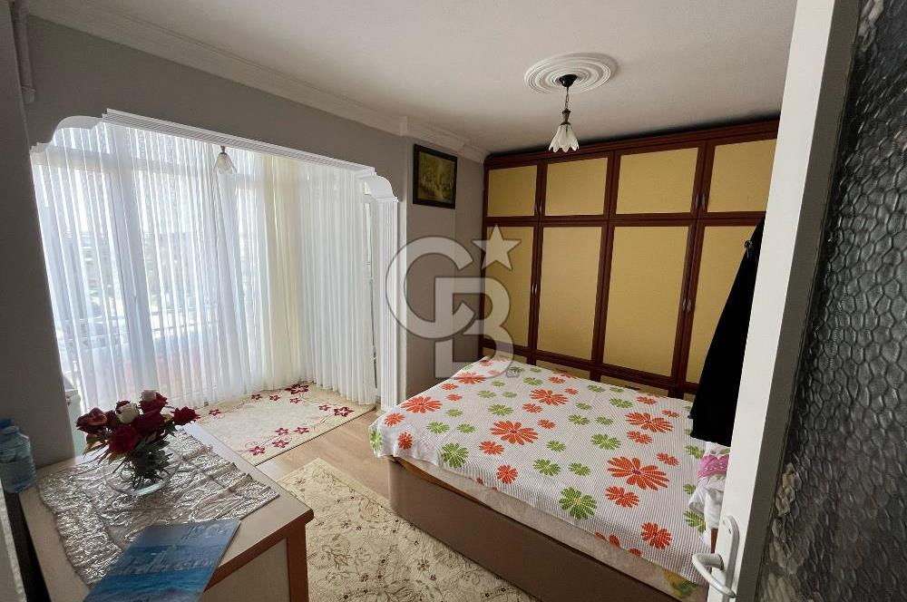 BORNOVA IŞIKKENT'TE 3+1 GENİŞ ÖNÜ AÇIK DAİRE