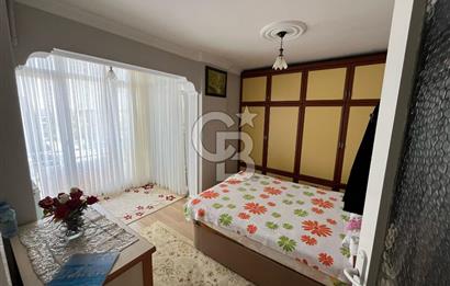 BORNOVA IŞIKKENT'TE 3+1 GENİŞ ÖNÜ AÇIK DAİRE
