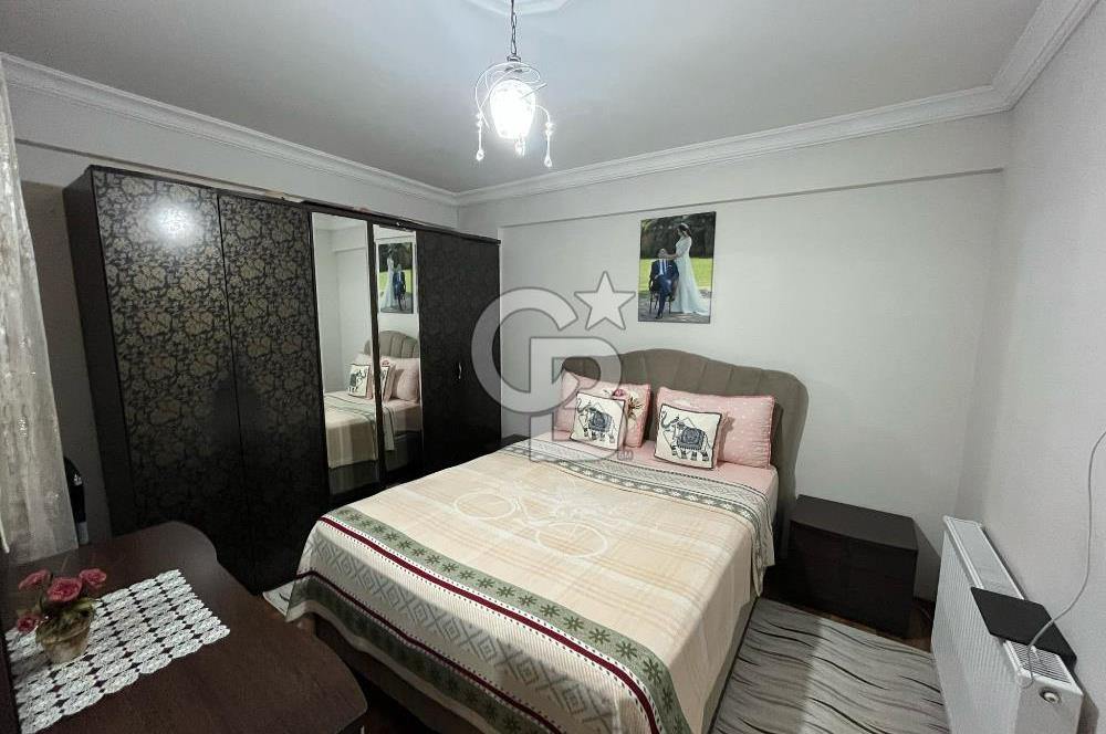 Bornova Işıkkent'te 3+1 Geniş Ara Kat Daire