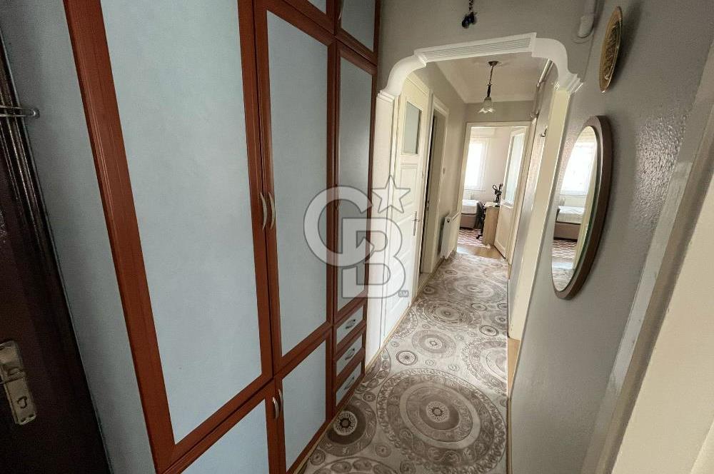 Bornova Işıkkent'te 3+1 Geniş Ara Kat Daire