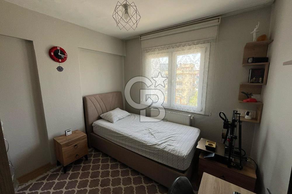 Bornova Işıkkent'te 3+1 Geniş Ara Kat Daire