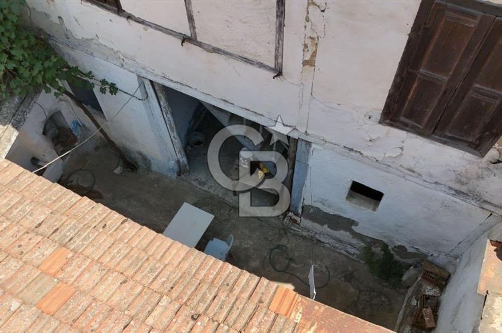 KEMALPAŞA YUKARIKIZILCA'DA OTANTİK KÖY EVİ