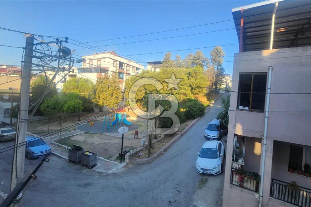 Karabağlar Aydın Mahallesinde Geniş 3+1 Satılık Daire