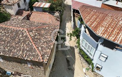 KEMALPAŞA YUKARIKIZILCA'DA OTANTİK KÖY EVİ