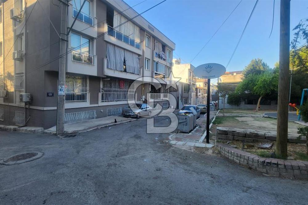 Karabağlar Aydın Mahallesinde Geniş 3+1 Satılık Daire