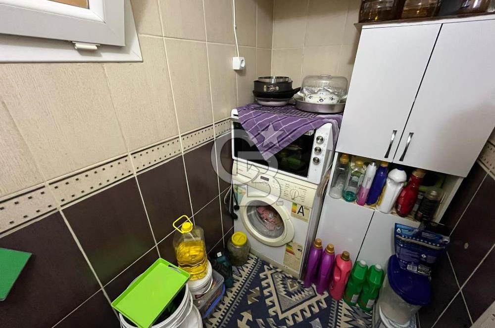 Bornova Işıkkent'te 3+1 Geniş Ara Kat Daire