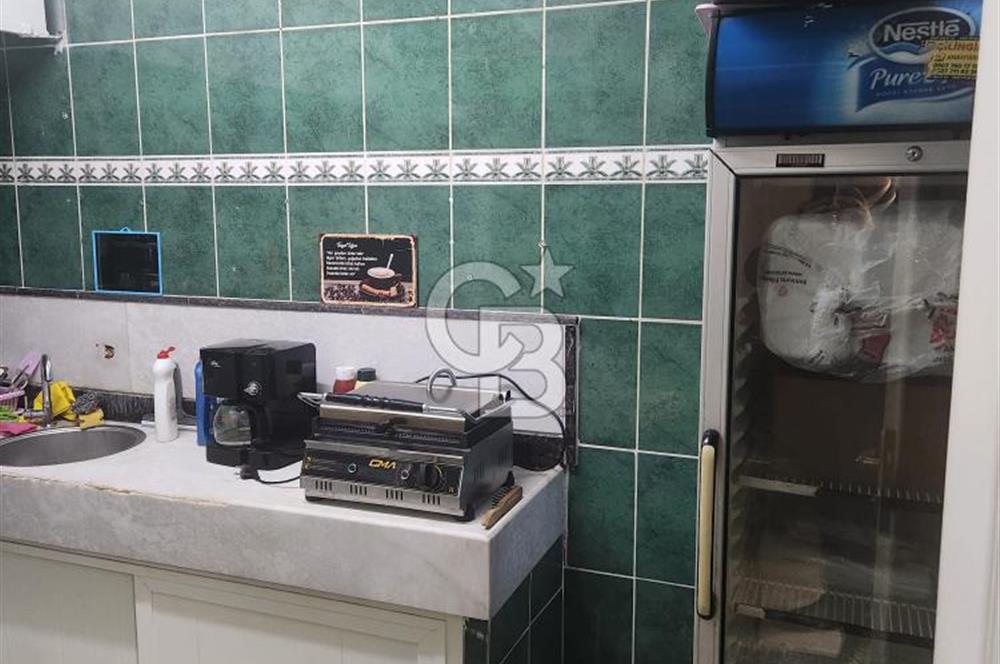 Konak Kemeraltı Yakınında Söğütlü İş Hanında Satılık Çay Ocağı