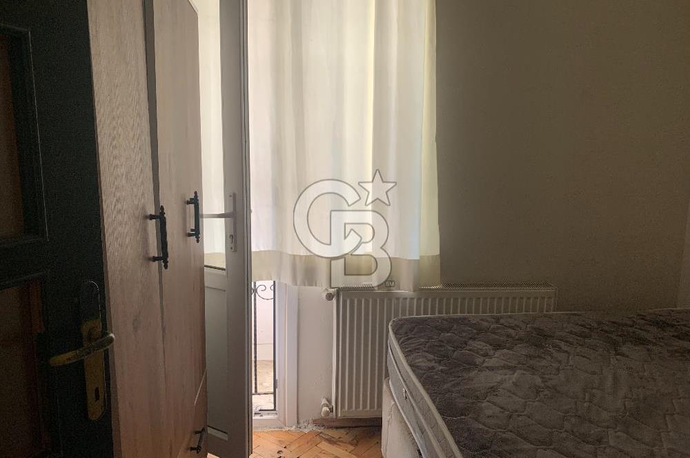 Ümraniye Namık Kemal Mahallesinde Yüksek Giriş Satılık 2+1 Daire