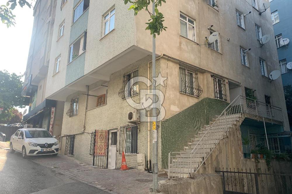 Ümraniye Namık Kemal Mahallesinde Yüksek Giriş Satılık 2+1 Daire