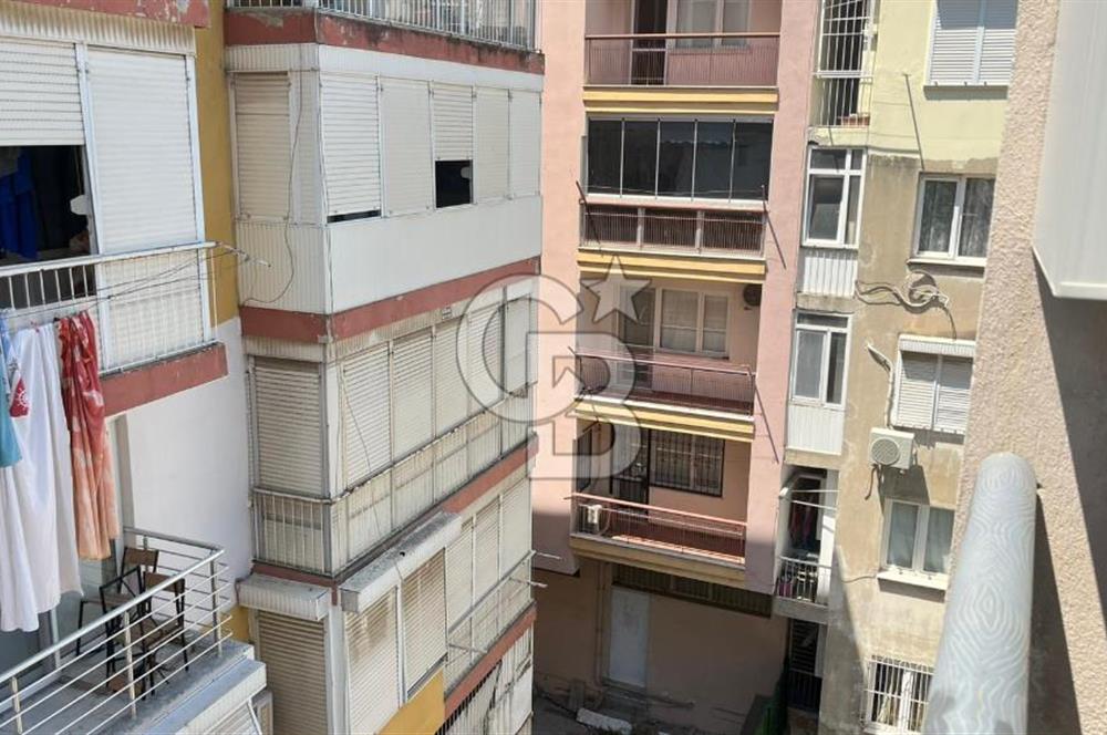 Satılık 2+1 Daire İzmir Karşıyaka Bahariye Mahallesi