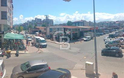 YENİMAHALLE’DE KÖŞEBAŞI KONUMDA KİRALIK İŞ YERİ