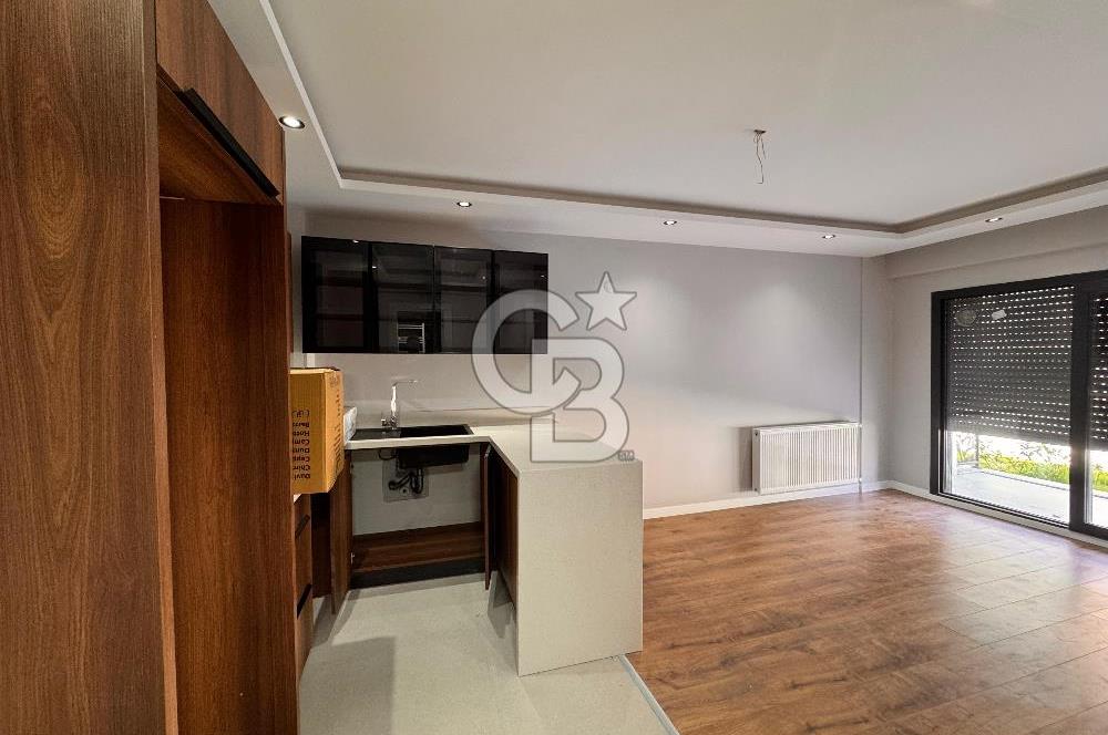 Doğanlar Mah.Havuzlu Site İçinde Geniş Bahçeli 1+1 Kiralık Daire