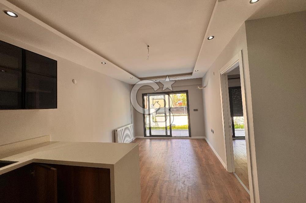 Doğanlar Mah.Havuzlu Site İçinde Geniş Bahçeli 1+1 Kiralık Daire