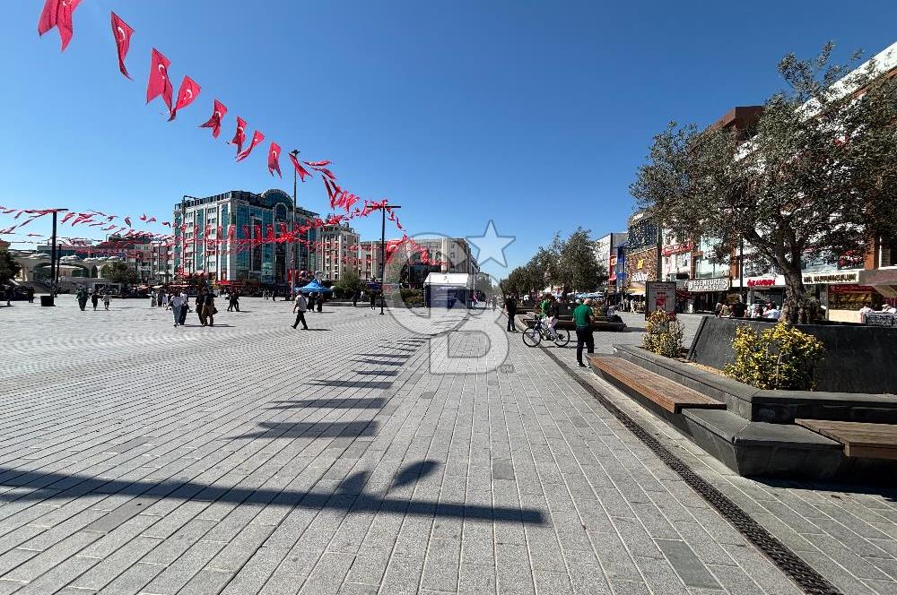 ESENYURT ESKULE AVMDE SATILIK KREDİYE UYGUN DÜKKAN MAĞAZA