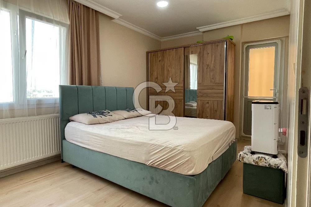 Bornova Mevlana Sitesi'nde Merkezi Konum Satılık Geniş 3+1 Daire