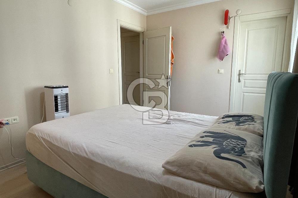 Bornova Mevlana Sitesi'nde Merkezi Konum Satılık Geniş 3+1 Daire