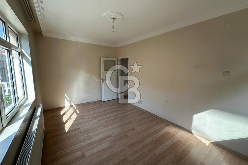 Çankaya-Ertuğrulgazi Mah. 1.Kat, 110 m², 3+1, Satılık, Ara Kat Daire
