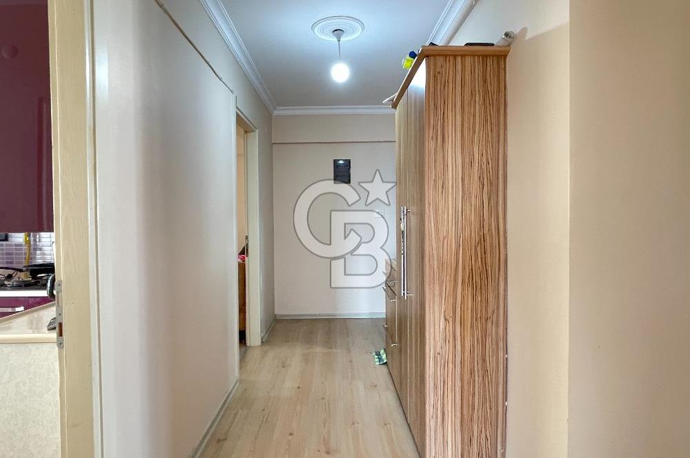 Bornova Mevlana Sitesi'nde Merkezi Konum Satılık Geniş 3+1 Daire