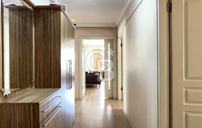 Bornova Mevlana Sitesi'nde Merkezi Konum Satılık Geniş 3+1 Daire