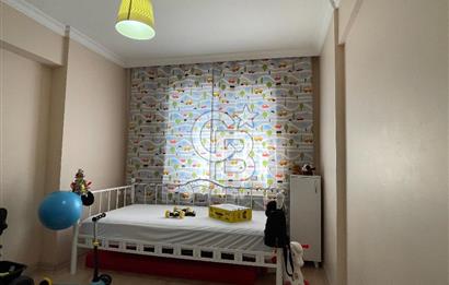 Bornova Mevlana Sitesi'nde Merkezi Konum Satılık Geniş 3+1 Daire
