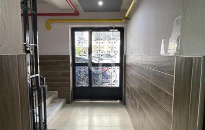 Bornova Mevlana Sitesi'nde Merkezi Konum Satılık Geniş 3+1 Daire