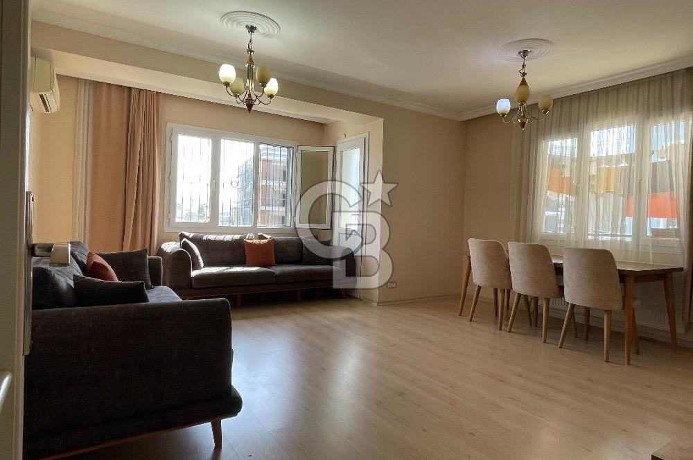 Bornova Mevlana Sitesi'nde Merkezi Konum Satılık Geniş 3+1 Daire