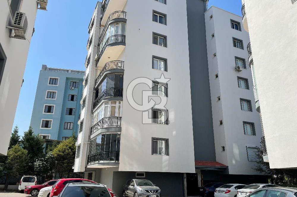 Bornova Mevlana Sitesi'nde Merkezi Konum Satılık Geniş 3+1 Daire
