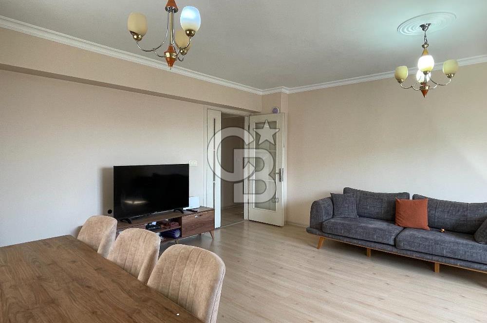 Bornova Mevlana Sitesi'nde Merkezi Konum Satılık Geniş 3+1 Daire