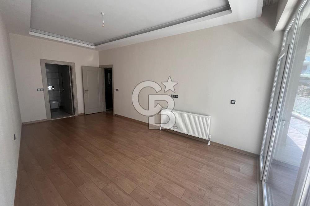 KARTEPE FORM ANATOLİA SİTESİNDE ARA KAT 2+1 SATILIK DAİRE