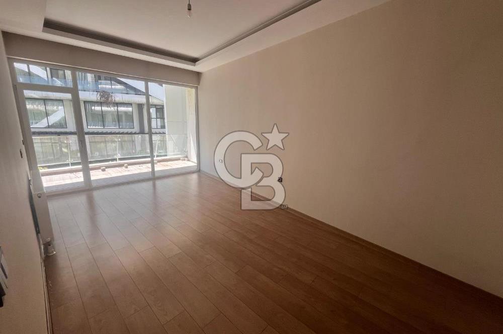 KARTEPE FORM ANATOLİA SİTESİNDE ARA KAT 2+1 SATILIK DAİRE