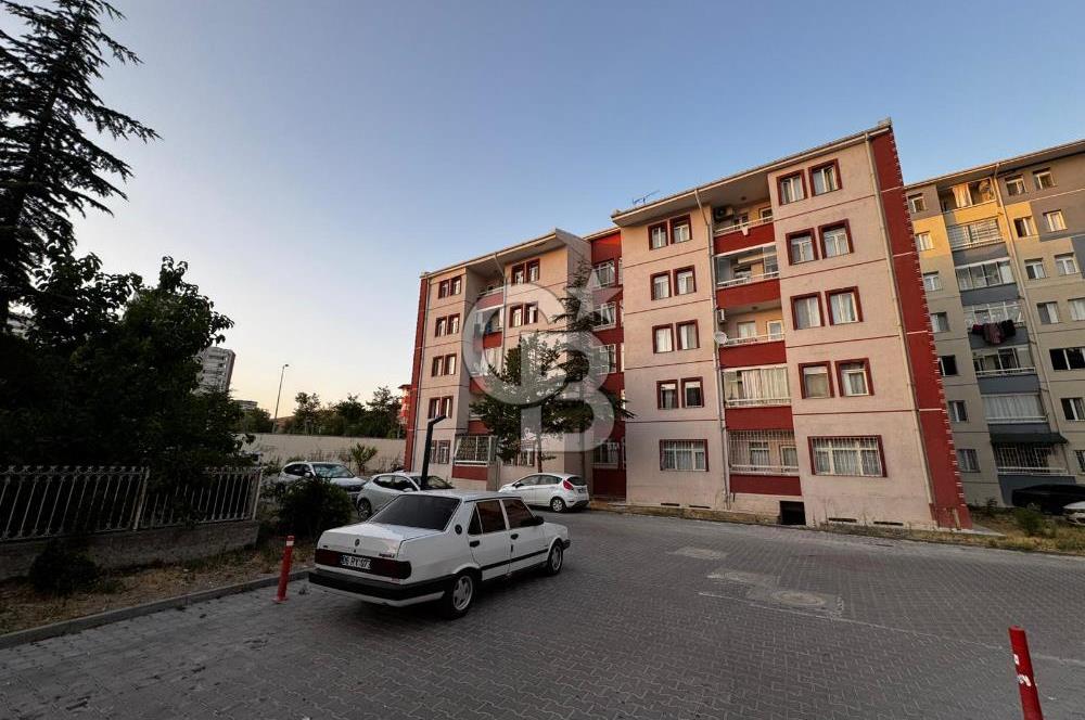 KARDELEN MH/METRO'YA 3 DK/A. EMEK SİTESİ/PAZARLIKLI-TAKASLI/3+1