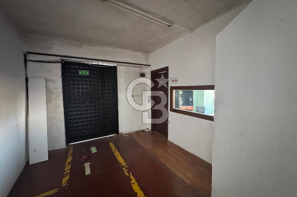 Sancaktepe Atatürk caddesi üzerinde 570 metre² kiralık iş yeri