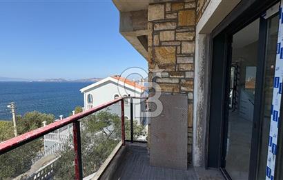 Yenifoça Deniz Manzaralı 3+2 Satılık Triplex Villa