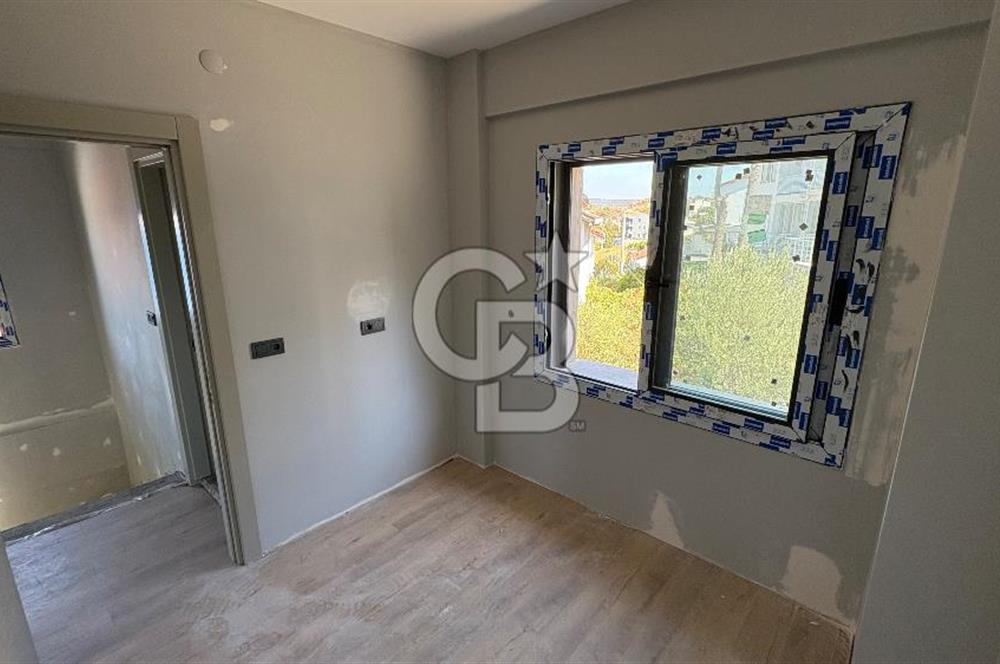 Yenifoça Deniz Manzaralı 3+2 Satılık Triplex Villa